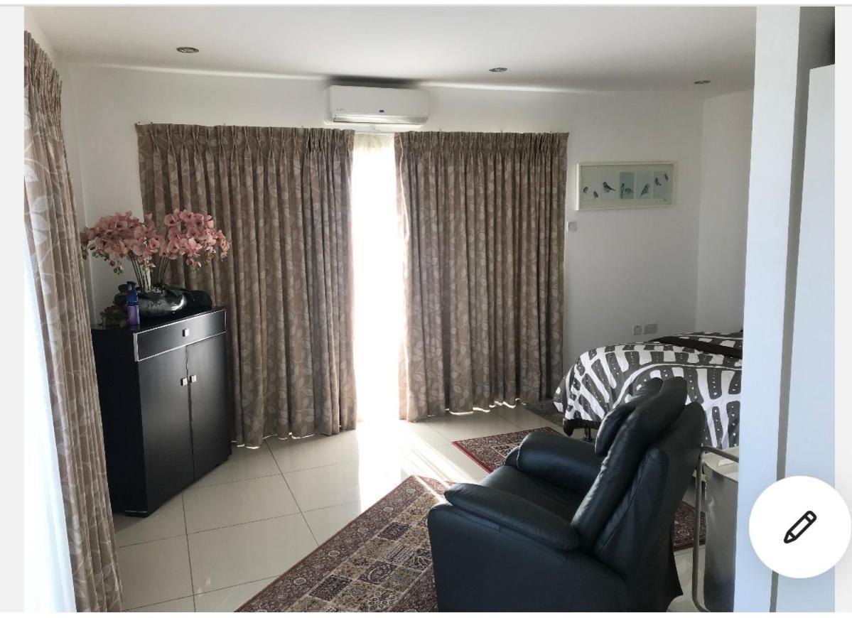 Gallery Apartments By Bestwest Hospitality Accra Buitenkant foto